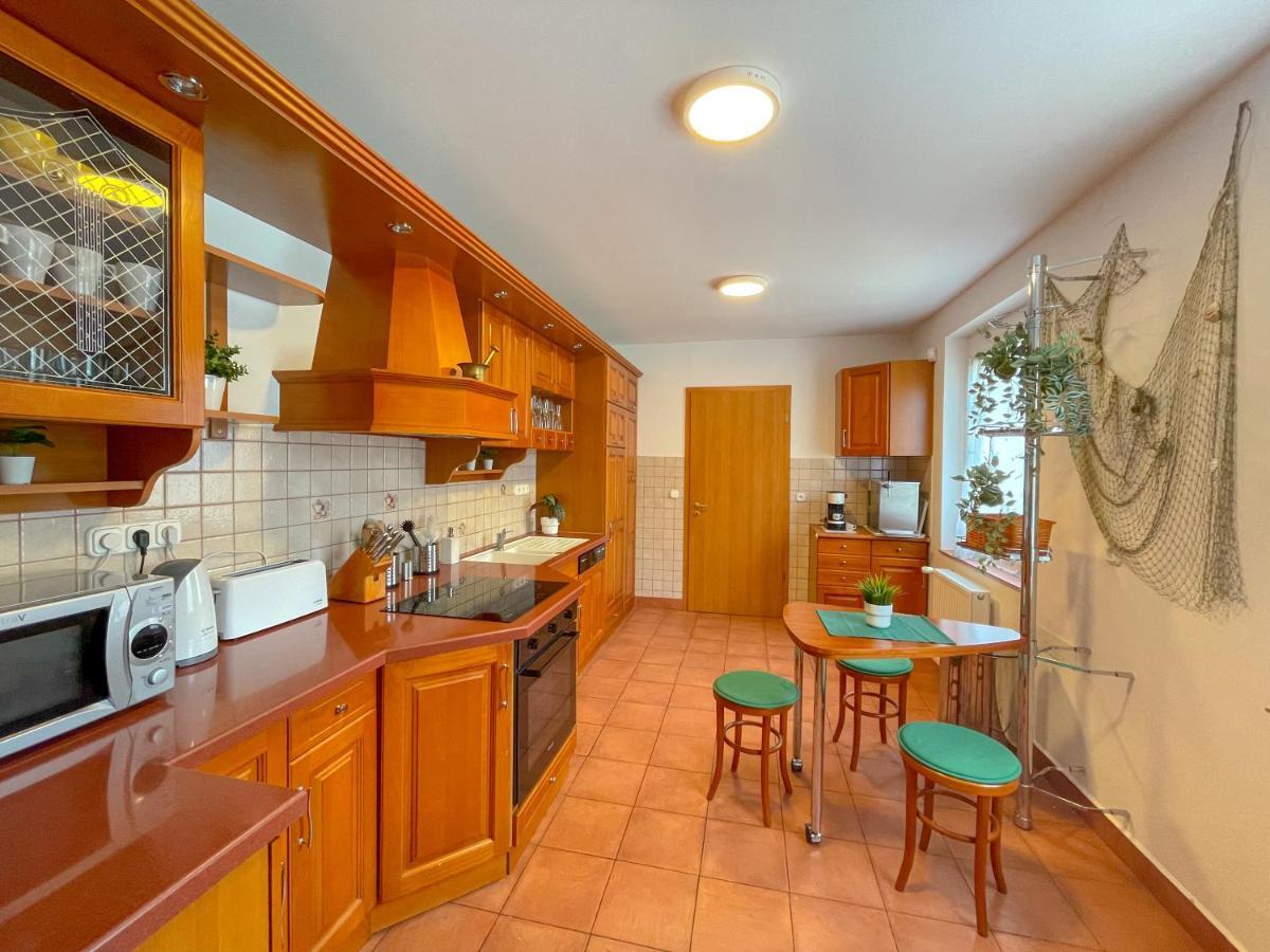 Zoeldpart Villa Balatonszarszo Bagian luar foto