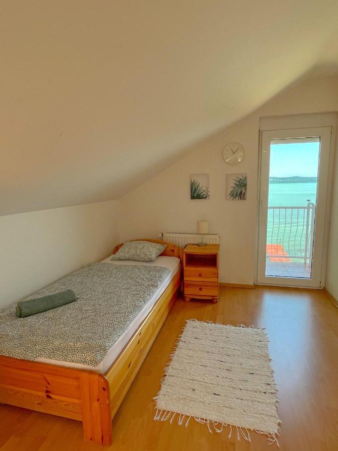 Zoeldpart Villa Balatonszarszo Bagian luar foto